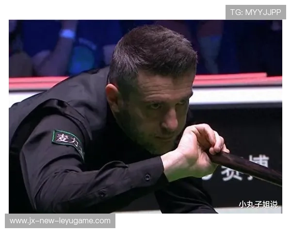 希金斯母球控制精准，围球堪称艺术